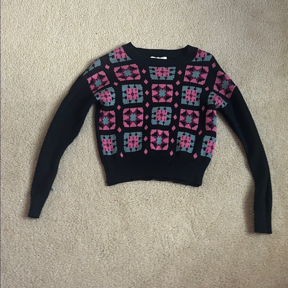 Treasure & Bond Pink and Black Patterned Sweater